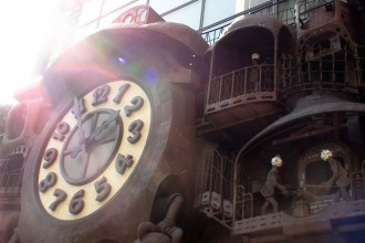 宮崎駿デザインの日テレ大時計